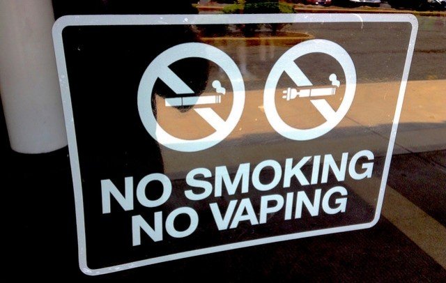 elfbar nachfüll pod läuft aus Images de Interdiction cigarette electronique – Téléchargement gratuit sur  Freepik main image 1