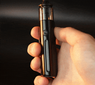 Test du kit Drag Q Voopoo : le petit malin 25 En tournant la molette de réglage, la barre LED du kit Drag Q s'allonge pour représenter le niveau de puissance