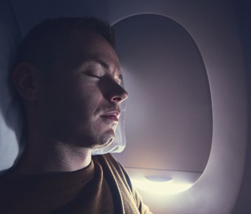 CBD : la peur en avion, c'est du passé ! 24 CBD en avion : pour mieux dormir