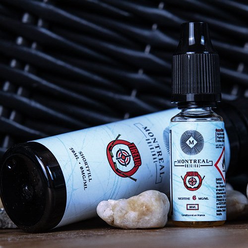 Dégustation Montreal Original "Hockey" : 3 goûts Classic en plein palet 25 Avis sur le e-liquide Tireur "Classic vodka cranberry" de Montreal Original