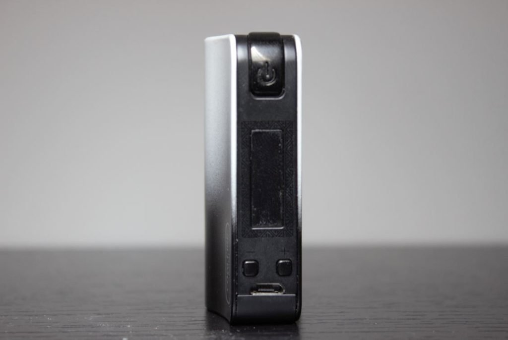 Kit Coolfire Mini Zénith VS E.Q Pod d'Innokin - Le duel MTL 32 Une box Coolfire endurante et polyvalente