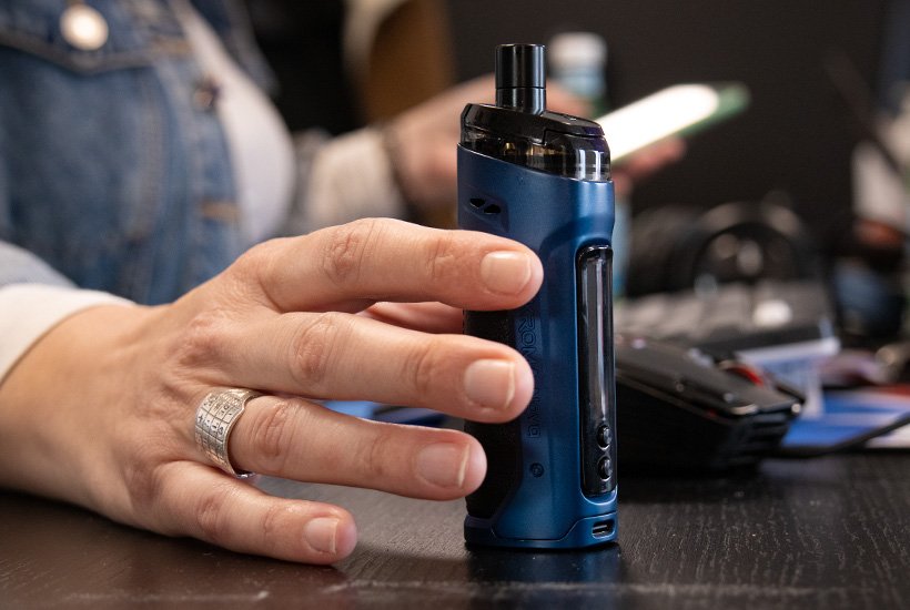 elfbar nachfüll pod läuft aus Test des kits Kroma Nova & Zyon : Innokin VS Innokin