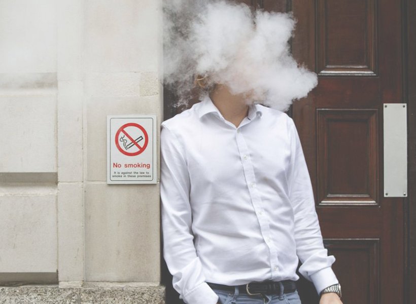 Été 2022 : où partir en vacances quand on est Vapoteur ? 9 Vapoter dans un lieu public en France