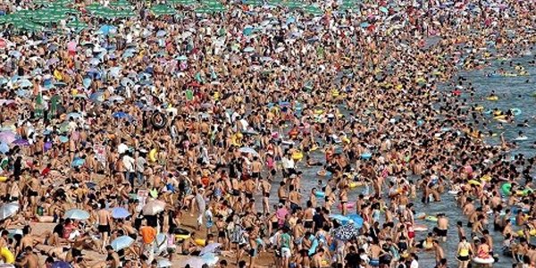 Vapoter à la plage n'a que des avantages 16 top plage crowd