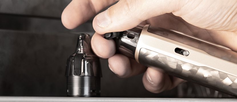 Comment remplir l'e-cigarette pod Oxva VPrime 2