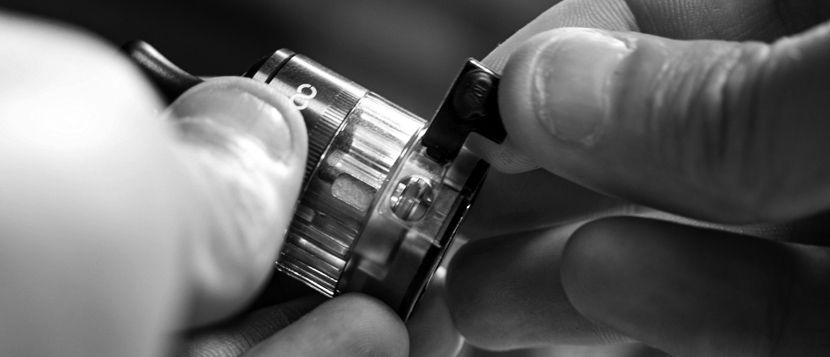 Comment remplir la cartouche du kit pod Drag H40 Pro ?